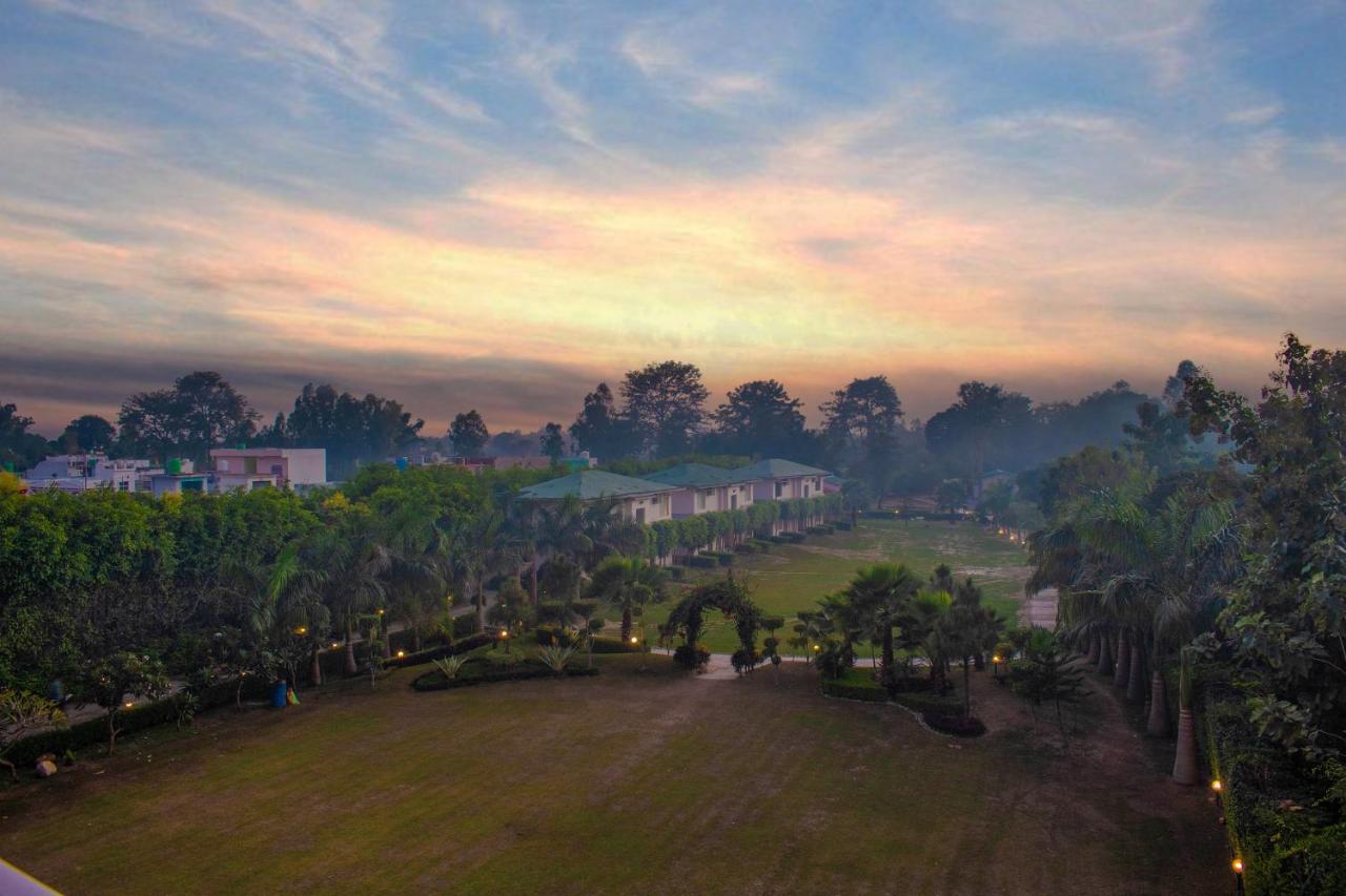 The Tattwaa Corbett Spa And Resort ラムナガル エクステリア 写真
