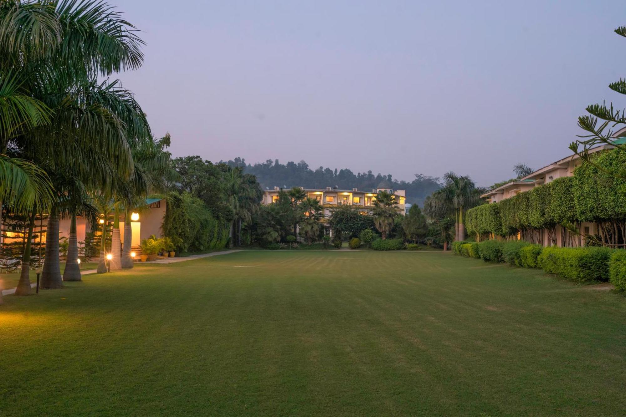 The Tattwaa Corbett Spa And Resort ラムナガル エクステリア 写真